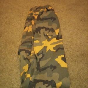Camo pants